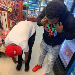 Meet your Posher, Charlo